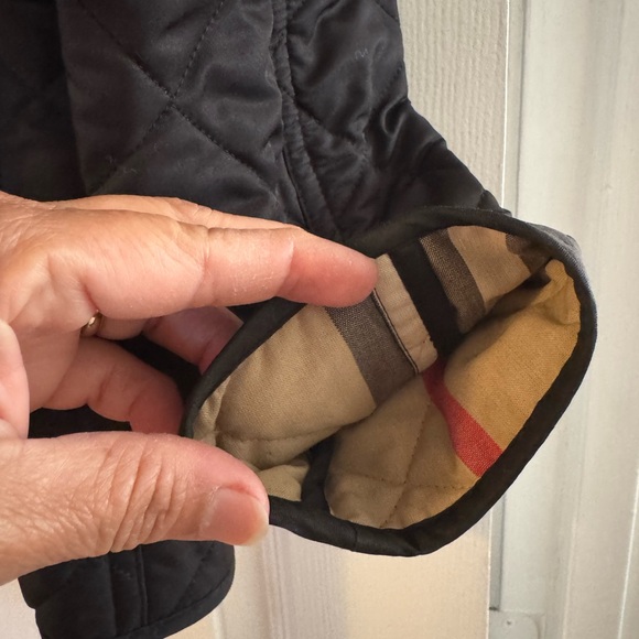 Burberry Checkered Beige and Black Jacket - Picture 6 of 9